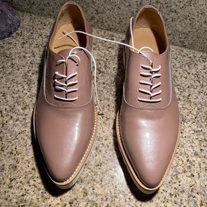 NEW😍💜 "KABACCHA LAVENDER PATENT LEATHER OXFORDS"